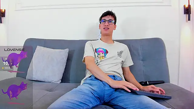 Snapshot of Cum_hunters chatting on February 25, 2026, 3:51 am Cum hunters online show from February 25, 2026, 3:51 am