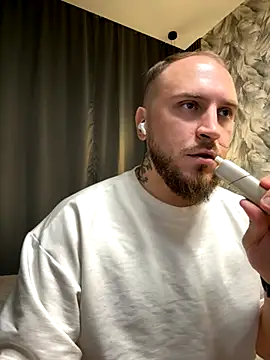  XxX-XxX  online show from October 4, 2025, 4:30 pm