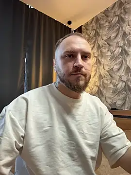  XxX-XxX  online show from October 30, 2025, 11:41 am