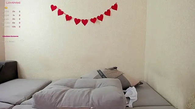 Browni Kiss online show from March 16, 2026, 5:44 am