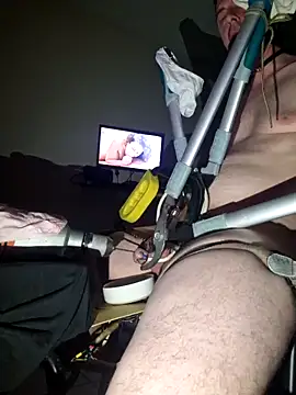 Snapshot of alexandrezeke chatting on April 17, 2026, 5:38 pm alexandrezeke online show from April 17, 2026, 5:38 pm