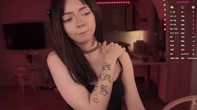 miuri miy online show from November 30, 2025, 5:58 pm