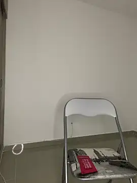 vane foxxx online show from April 21, 2026, 9:43 pm