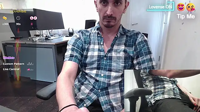 riffraphboi online show from October 11, 2025, 10:38 am