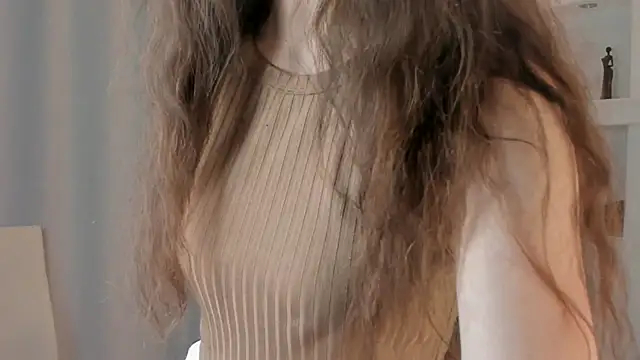 ElvaDrye online show from January 23, 2025, 8:45 pm