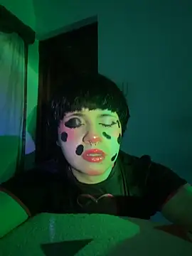 dalmonn lennoxx online show from December 5, 2025, 7:23 pm