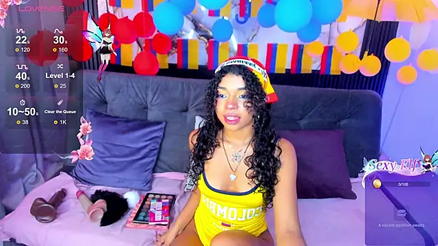 Snapshot of lucie_petite chatting on June 17, 2026, 6:29 pm lucie petite online show from June 17, 2026, 6:29 pm