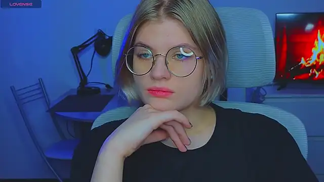  JessieVibes online show from February 10, 2025, 3:53 pm