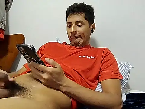 PerroDemonioHot online show from October 17, 2025, 3:54 am