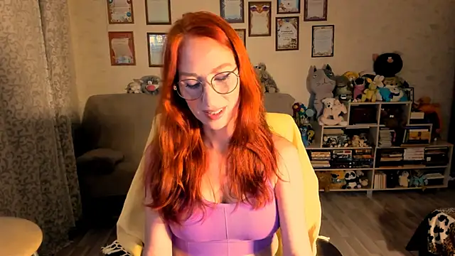 red rocco online show from September 19, 2025, 3:27 pm