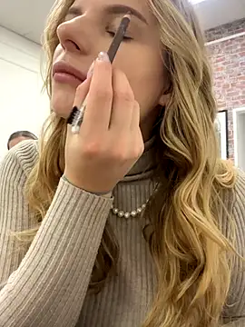 LanaSparks online show from September 19, 2025, 4:27 am