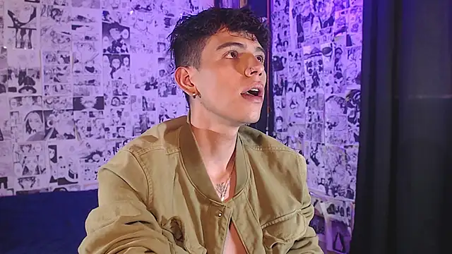 Snapshot of Mickey_Magic chatting on November 24, 2025, 5:24 pm Mickey Magic online show from November 24, 2025, 5:24 pm