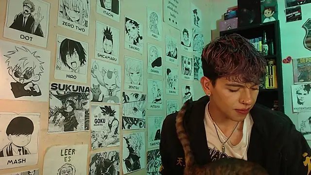 Snapshot of Mickey_Magic chatting on March 1, 2025, 5:52 am Mickey Magic online show from March 1, 2025, 5:52 am