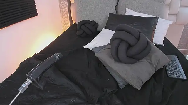 Snapshot of ah_mara_ chatting on February 23, 2026, 12:50 pm ah mara online show from February 23, 2026, 12:50 pm