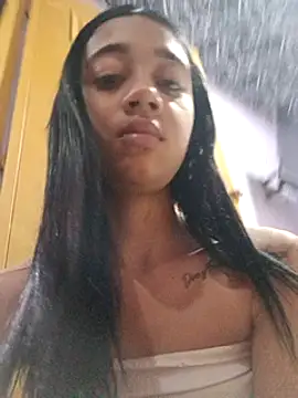 Snapshot of Zoe_Sweett18 chatting on February 25, 2025, 8:00 pm Zoe Sweett18 online show from February 25, 2025, 8:00 pm