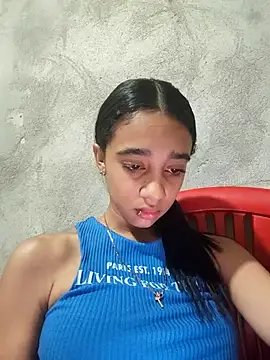 Snapshot of Zoe_Sweett18 chatting on February 6, 2026, 6:26 pm Zoe Sweett18 online show from February 6, 2026, 6:26 pm