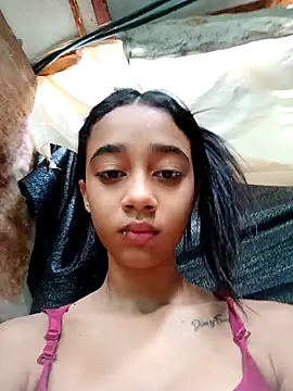 Snapshot of Zoe_Sweett18 chatting on February 5, 2025, 12:38 pm Zoe Sweett18 online show from February 5, 2025, 12:38 pm