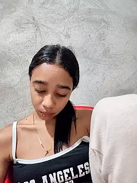 Snapshot of Zoe_Sweett18 chatting on February 7, 2026, 12:35 pm Zoe Sweett18 online show from February 7, 2026, 12:35 pm