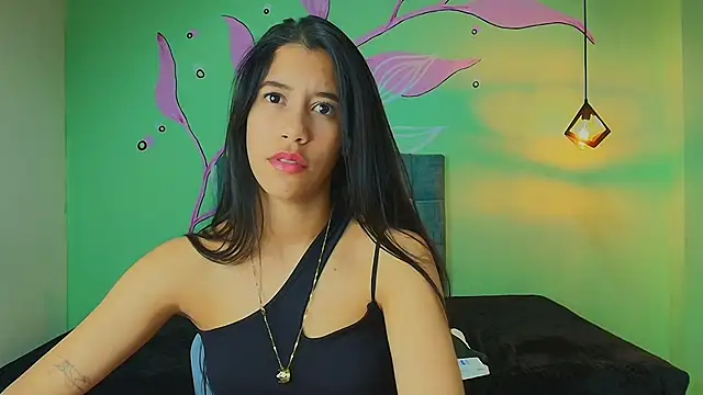 Connie Bell online show from December 5, 2025, 8:02 am