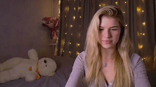 Melissa smith  online show from October 10, 2025, 11:16 pm