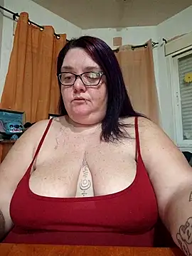 Snapshot of diosacurvy1984 chatting on February 24, 2026, 7:20 am diosacurvy1984 online show from February 24, 2026, 7:20 am