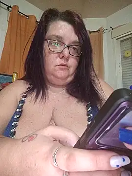 Snapshot of diosacurvy1984 chatting on February 26, 2026, 8:47 am diosacurvy1984 online show from February 26, 2026, 8:47 am