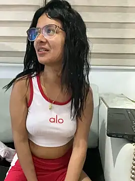 Violeta euphoria online show from February 4, 2025, 3:22 am