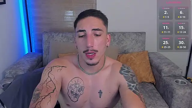 dylanspencer28 online show from November 18, 2025, 12:26 am