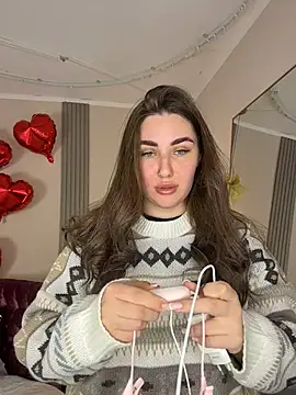 Snapshot of KiraBarlows chatting on February 18, 2026, 7:17 am KiraBarlows online show from February 18, 2026, 7:17 am