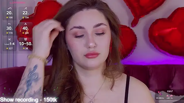 Snapshot of KiraBarlows chatting on February 9, 2026, 8:40 pm KiraBarlows online show from February 9, 2026, 8:40 pm