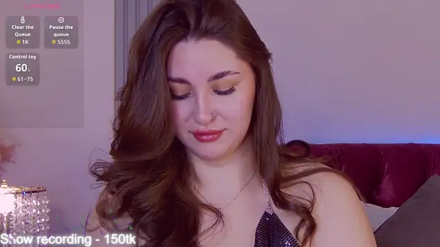 Snapshot of KiraBarlows chatting on February 5, 2026, 8:15 pm KiraBarlows online show from February 5, 2026, 8:15 pm