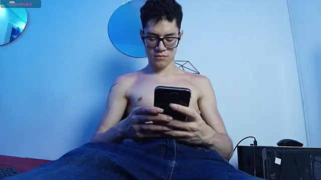 wolfandsky online show from September 17, 2025, 11:56 am