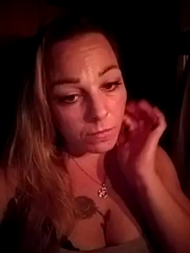 KittzyKat online show from January 17, 2025, 8:45 am