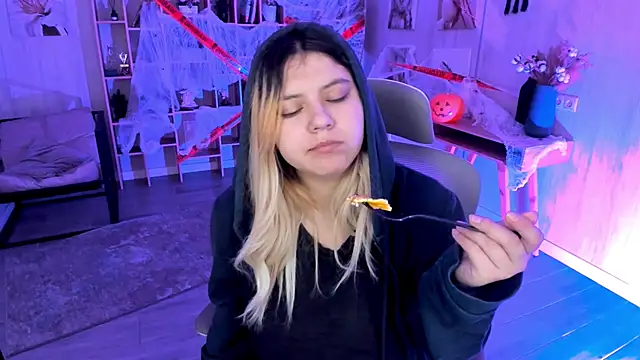 DiaAngell online show from November 2, 2025, 10:59 pm