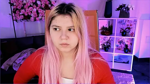 DiaAngell online show from February 10, 2026, 7:35 pm