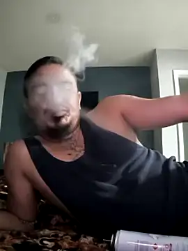 Burrrucecold00 online show from March 3, 2025, 5:37 am