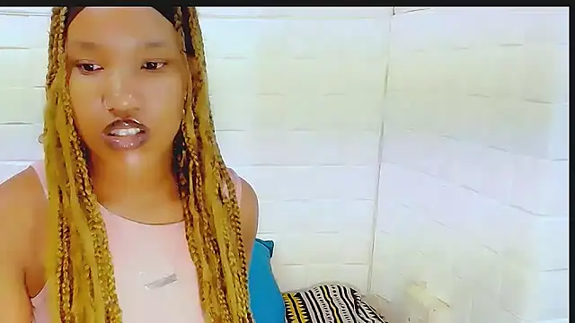 EroticSexyPrada online show from March 17, 2025, 7:35 am