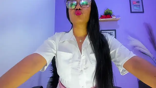 kataleya amaya online show from December 5, 2025, 8:50 pm