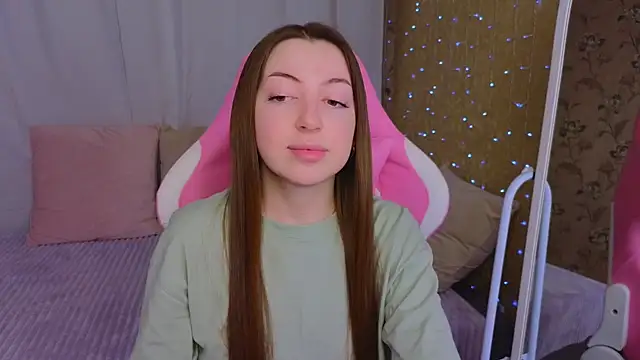 Ann moon   online show from February 23, 2025, 6:23 pm