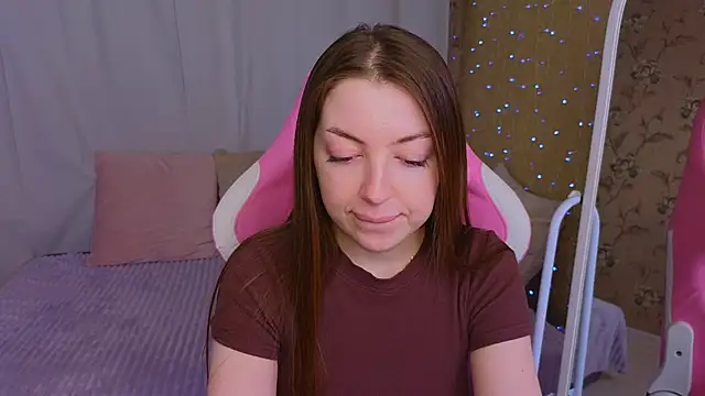 Ann moon   online show from February 27, 2025, 1:28 pm