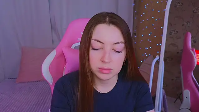 Ann moon   online show from March 9, 2025, 12:09 pm