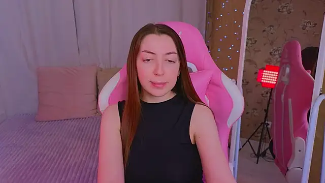 Ann moon   online show from March 15, 2025, 3:48 pm