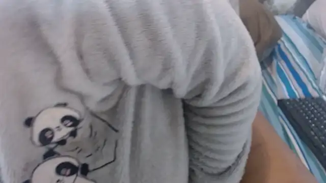 BUBBLYBUNNYxx online show from March 15, 2026, 6:15 pm