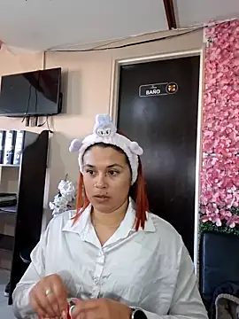 Snapshot of Sophie_new25 chatting on February 27, 2026, 1:11 pm Sophie new25 online show from February 27, 2026, 1:11 pm