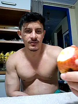 Snapshot of casaputo41 chatting on February 7, 2025, 3:12 am casaputo41 online show from February 7, 2025, 3:12 am