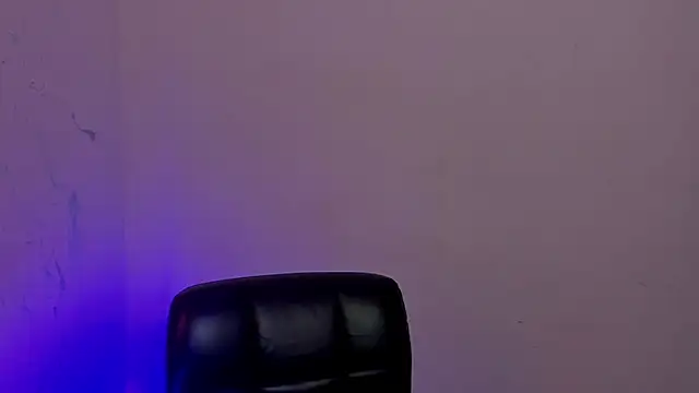 Snapshot of Paulina_Lopezz chatting on October 7, 2025, 4:57 am Paulina Lopezz online show from October 7, 2025, 4:57 am