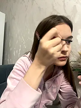 Snapshot of RayWillliams chatting on November 25, 2025, 9:04 pm RayWillliams online show from November 25, 2025, 9:04 pm