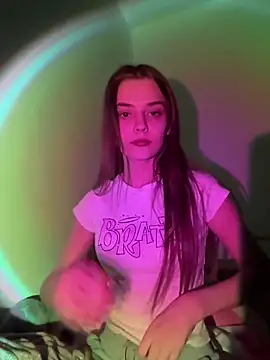 Snapshot of RayWillliams chatting on November 22, 2025, 11:58 pm RayWillliams online show from November 22, 2025, 11:58 pm