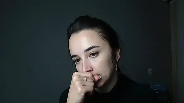 Eva Gloryy online show from November 26, 2025, 1:22 pm