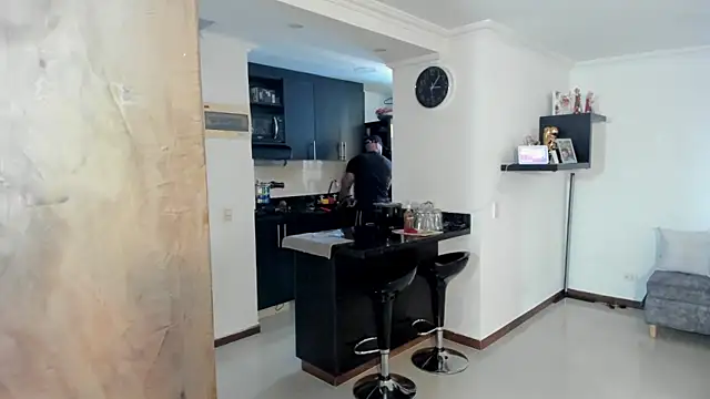 Snapshot of dereckgreen chatting on February 13, 2026, 8:09 pm dereckgreen online show from February 13, 2026, 8:09 pm